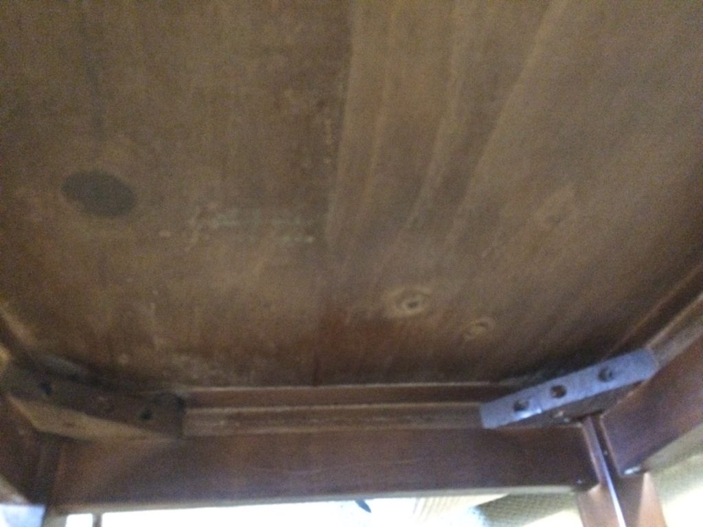 mould removal of a wooden dining table